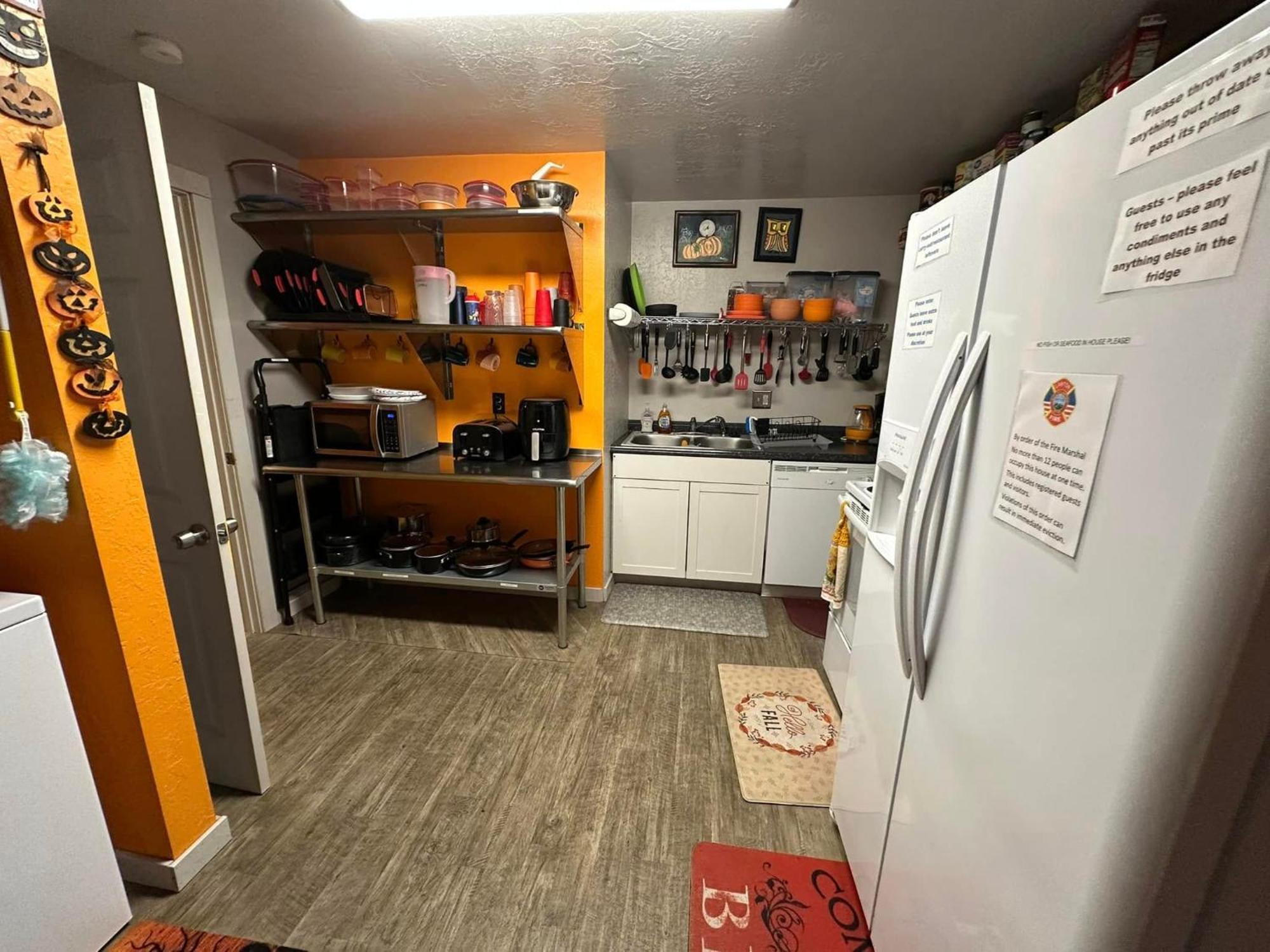 Ez 1 Mile To Fort Sill! Pumpkin Cottage Sleeps 9, Grills, Firepit, Laundry Lawton Exterior photo
