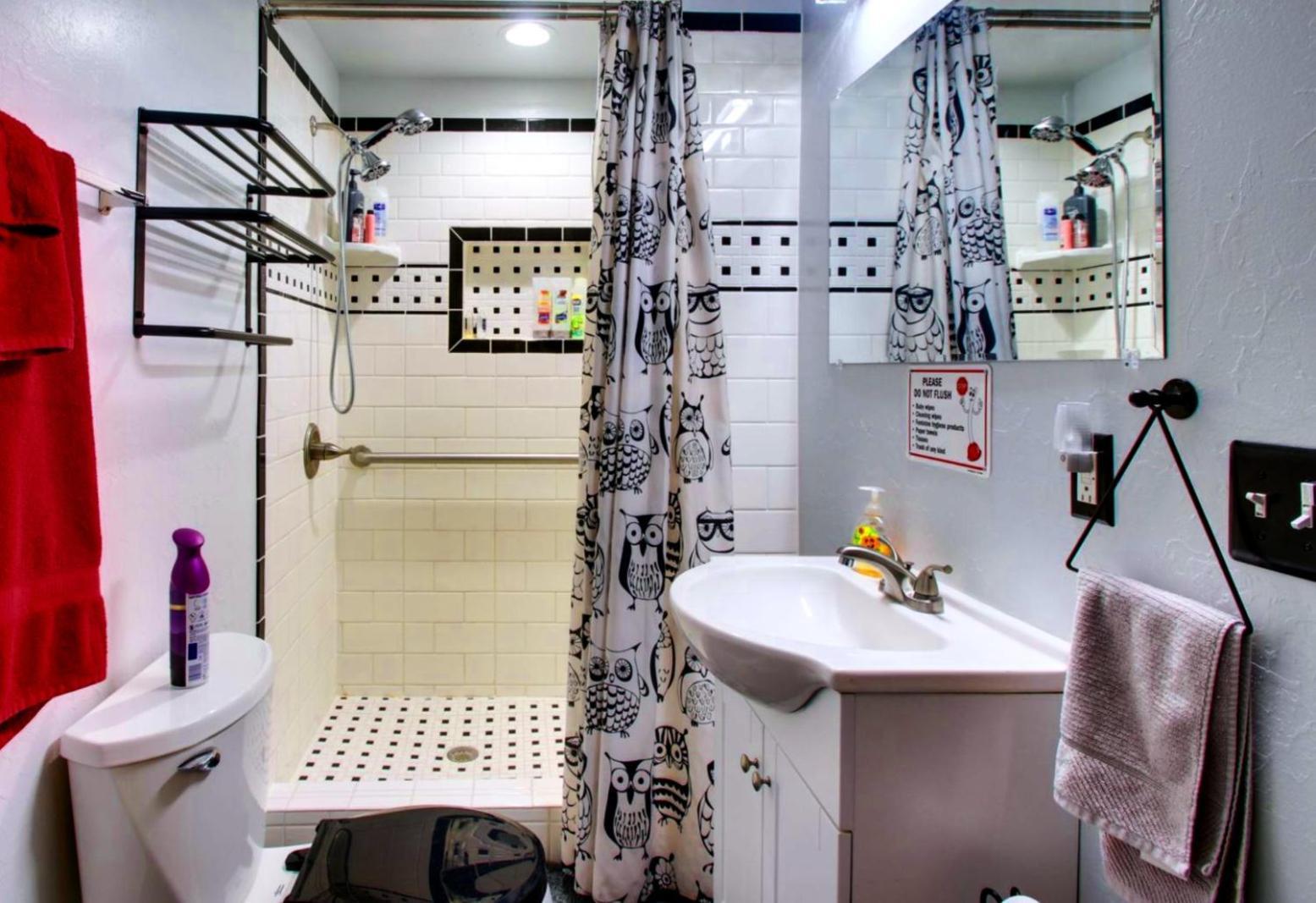 Ez 1 Mile To Fort Sill! Pumpkin Cottage Sleeps 9, Grills, Firepit, Laundry Lawton Exterior photo